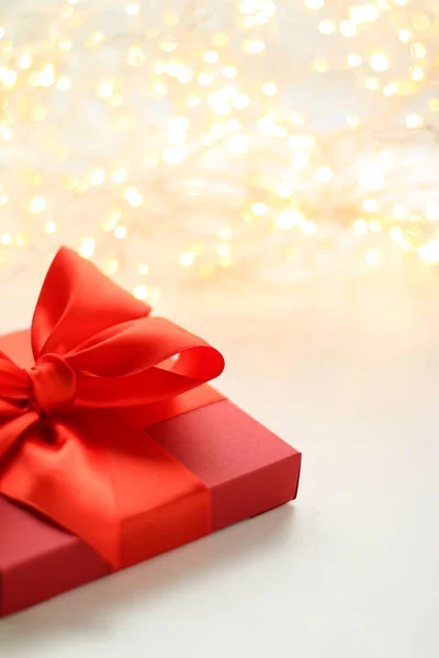 Luxury holiday gift box and shiny glitter — Stock Photo, Image