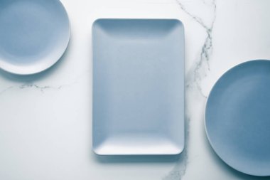 Mükemmel plaka hizmet