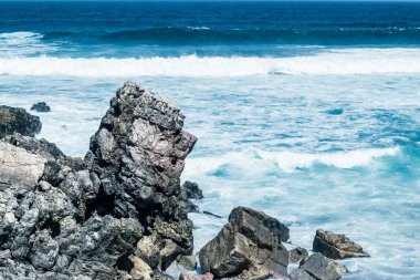 Okyanus manzarası, mükemmel seyahat ve tatil yeri.
