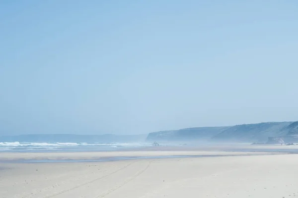 Uitzicht op de oceaan, perfecte reis- en vakantiebestemming — Stockfoto