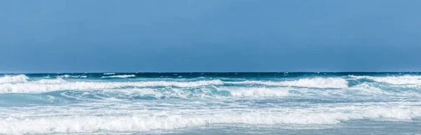 Havskusten utsikt, perfekt resa och semestermål — Stockfoto