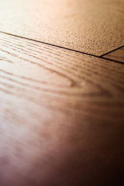 Kırmızı ahşap doku, iç tasarım