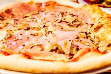 İtalya'da pizzacı geleneksel İtalyan pizza, gastronomik trav