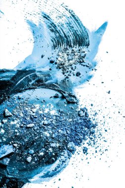 Arka plan olarak sanatsal ruj lekesi ve ezilmiş göz farı