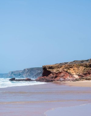 Okyanus manzarası, mükemmel seyahat ve tatil yeri.