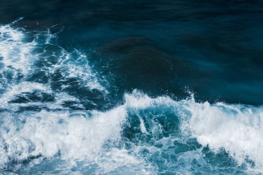 Okyanus manzarası, mükemmel seyahat ve tatil yeri.