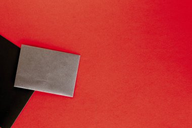 Tasarım ve marka için kağıt kırtasiye, flatlay mockup