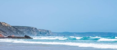 Okyanus manzarası, mükemmel seyahat ve tatil yeri.