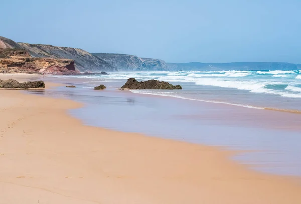 Oceano vista costa, viagem perfeita e destino de férias — Fotografia de Stock