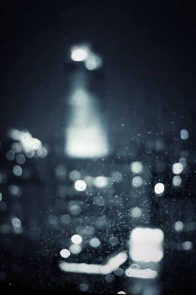 Velká metropolitní města světla v noci, rozmazané pozadí — Stock fotografie