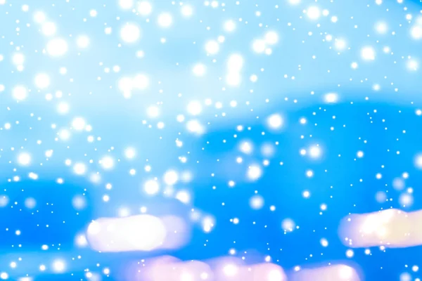 寒假抽象背景,发光的雪和神奇的火花 — 图库照片