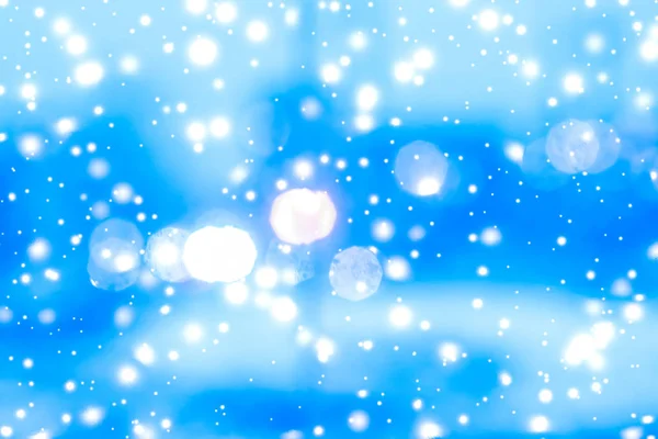 寒假抽象背景,发光的雪和神奇的火花 — 图库照片
