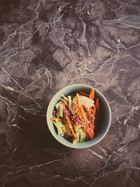 Vejetaryen asya sebze salatası Japon re bir kase servis