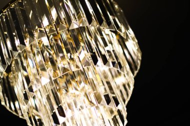 Kristal cam, iç tasarım ve ev d ile lüks avize