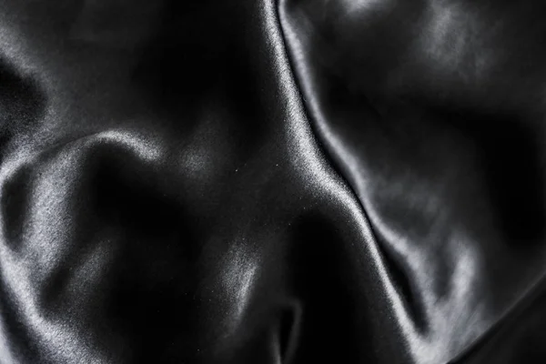 ラグジュアリーブラックソフトシルクフラットレイ背景テクスチャ、ホリデーグラモ — ストック写真