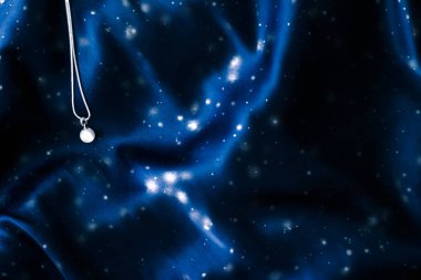 Lacivert ipek lüks beyaz altın inci kolye, tatil wint