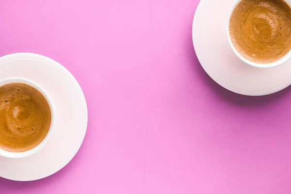 Copa de café francés caliente como bebida de desayuno, tazas planas en pin — Foto de Stock