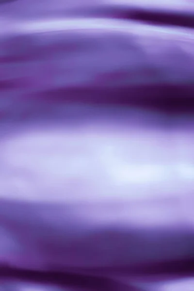 Фиолетовый абстрактный фон искусства, шелковая текстура и волновые линии в м — стоковое фото