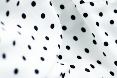 Klasik Polka kumaş arka plan dokusu nokta, Whit üzerinde siyah noktalar