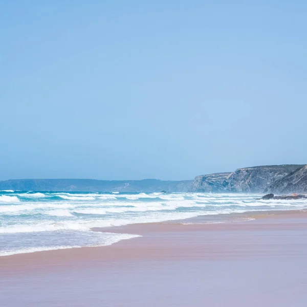 Ocean coast view, perfect travel and holiday destination — Stock Photo, Image