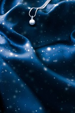 Lacivert ipek lüks beyaz altın inci kolye, tatil wint