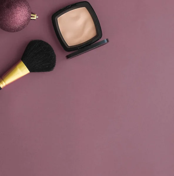 Smink och kosmetika produkt set för skönhet varumärke jul sal — Stockfoto
