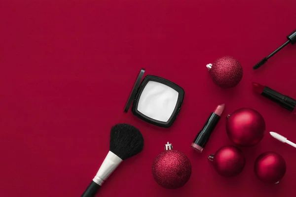 Σετ προϊόντων μακιγιάζ και καλλυντικών για το brand ομορφιάς Christmas sal — Φωτογραφία Αρχείου
