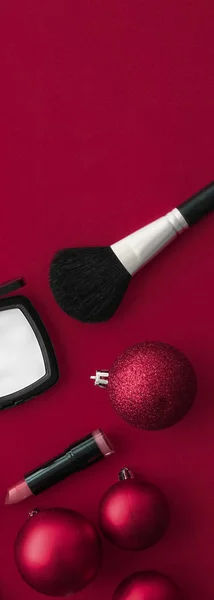 Makyaj ve kozmetik ürünleri. Güzellik markası Noel Sali için. — Stok fotoğraf
