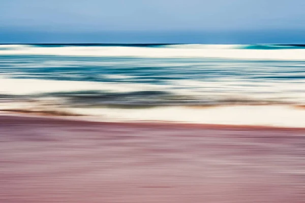 Abstrakter Meereshintergrund, Langzeitbelichtung Blick auf verträumte Ozeancoas — Stockfoto