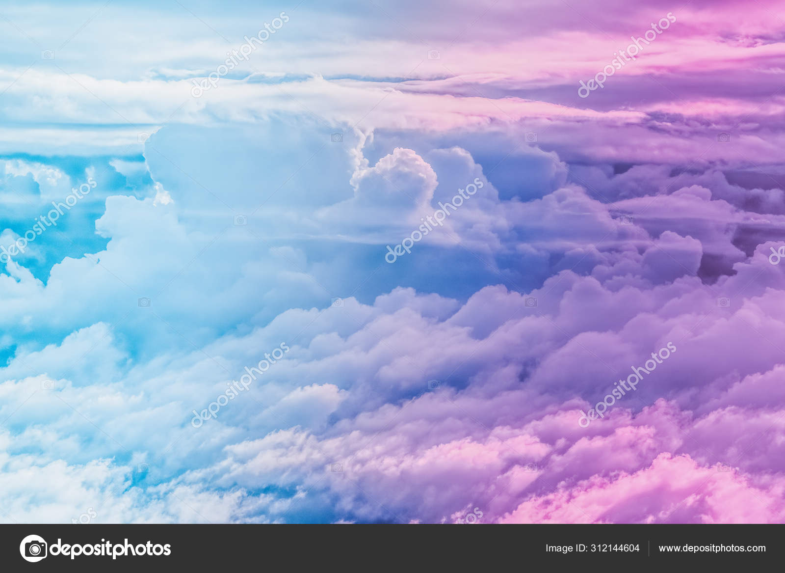 抽象芸術 ファンタジーパステルカラーバックとして夢のようにシュールな空 ストック写真 C Anneleven