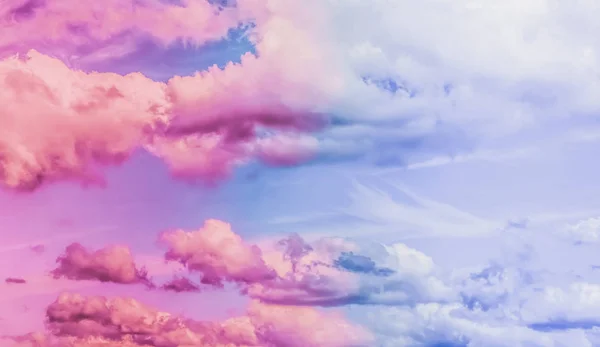 Cielo surrealista de ensueño como arte abstracto, fantasía colores pastel respaldo — Foto de Stock