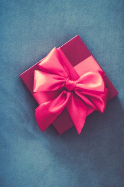 İpek şerit ve yay ile Vintage lüks tatil pembe hediye kutusu, c