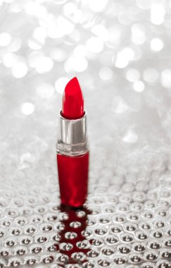 Gümüş Noel 'de kırmızı ruj, Yeni Yıl ve Sevgililer Günü