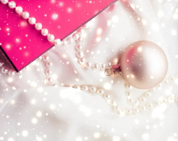 Natal mágico feriado fundo, bugigangas festivas, vintag rosa — Fotografia de Stock