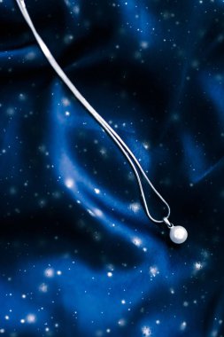 Lacivert ipek lüks beyaz altın inci kolye, tatil wint