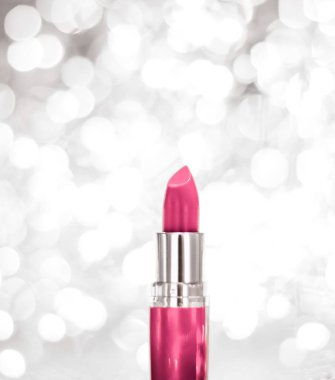 Gümüş Noel 'de pembe ruj, Yeni Yıl ve Sevgililer Günü 