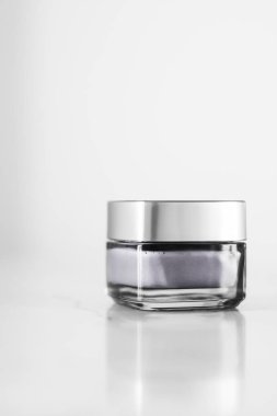 Hassas cilt için güzellik kremi, lüks kaplıca.