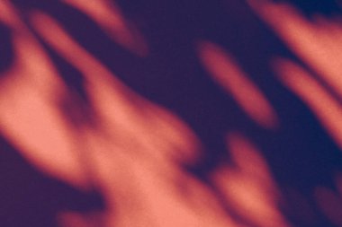 Soyut sanat, botanik gölgeler kahverengi arka planda yer alır 