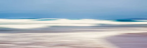 Abstraktní mořské pozadí, dlouhé expoziční pohled na pusté oceánské kokosovou — Stock fotografie