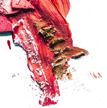 Ezilmiş göz farı, toz ve sıvı temeli yakın çekim izole