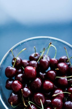 Taze tatlı kiraz, sulu kiraz meyveleri meyve tatlı olarak iyileşmek