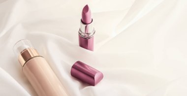 Bej tonal krem şişesi makyaj sıvısı temel ve pembe 