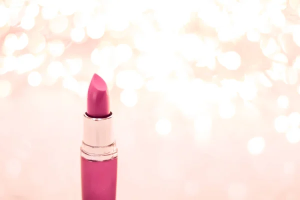 Rosa Lippenstift auf Roségold Weihnachten, Neujahr und Valentinstag — Stockfoto