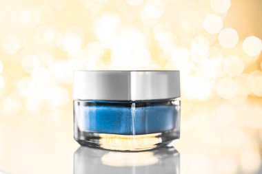 Hassas cilt için güzellik kremi, lüks kaplıca.