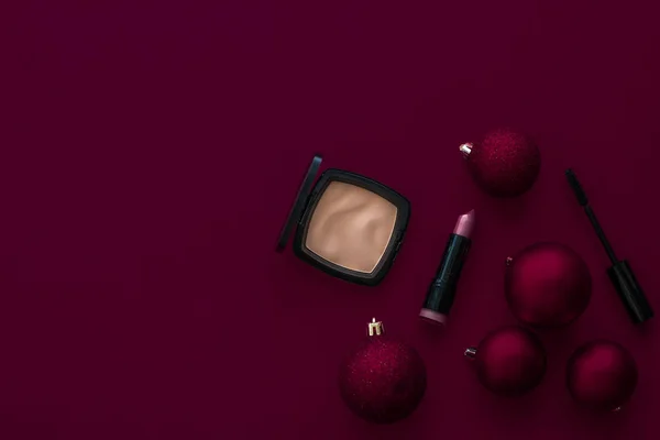Make-up dan produk kosmetik ditetapkan untuk kecantikan merek sal Natal — Stok Foto