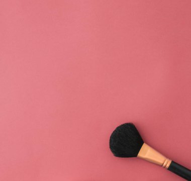 Makyaj ve kozmetik ürünleri. Güzellik markası Noel Sali için.