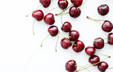 Taze tatlı kiraz, sulu kiraz meyveleri meyve tatlı olarak iyileşmek