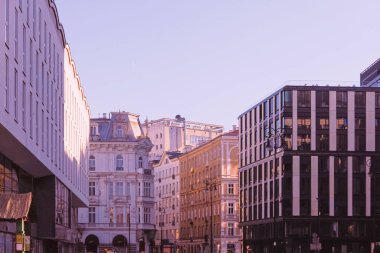 Klasik mimari, şehir merkezinde binalar