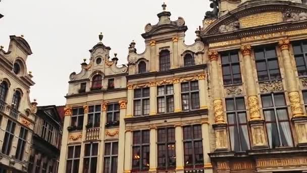 Európai építészet és történelmi épületek, utazás és városnézés — Stock videók