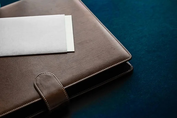 Office desk with briefcase and business card, finance and economy — Stock Photo, Image